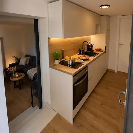 Airport Apartment Petra 3- Self Check-In Lägenhet Čilipi
