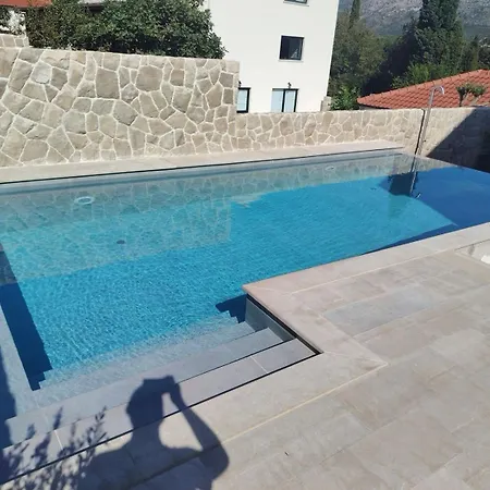 Airport Apartment Petra 3- Self Check-In Апартаменты